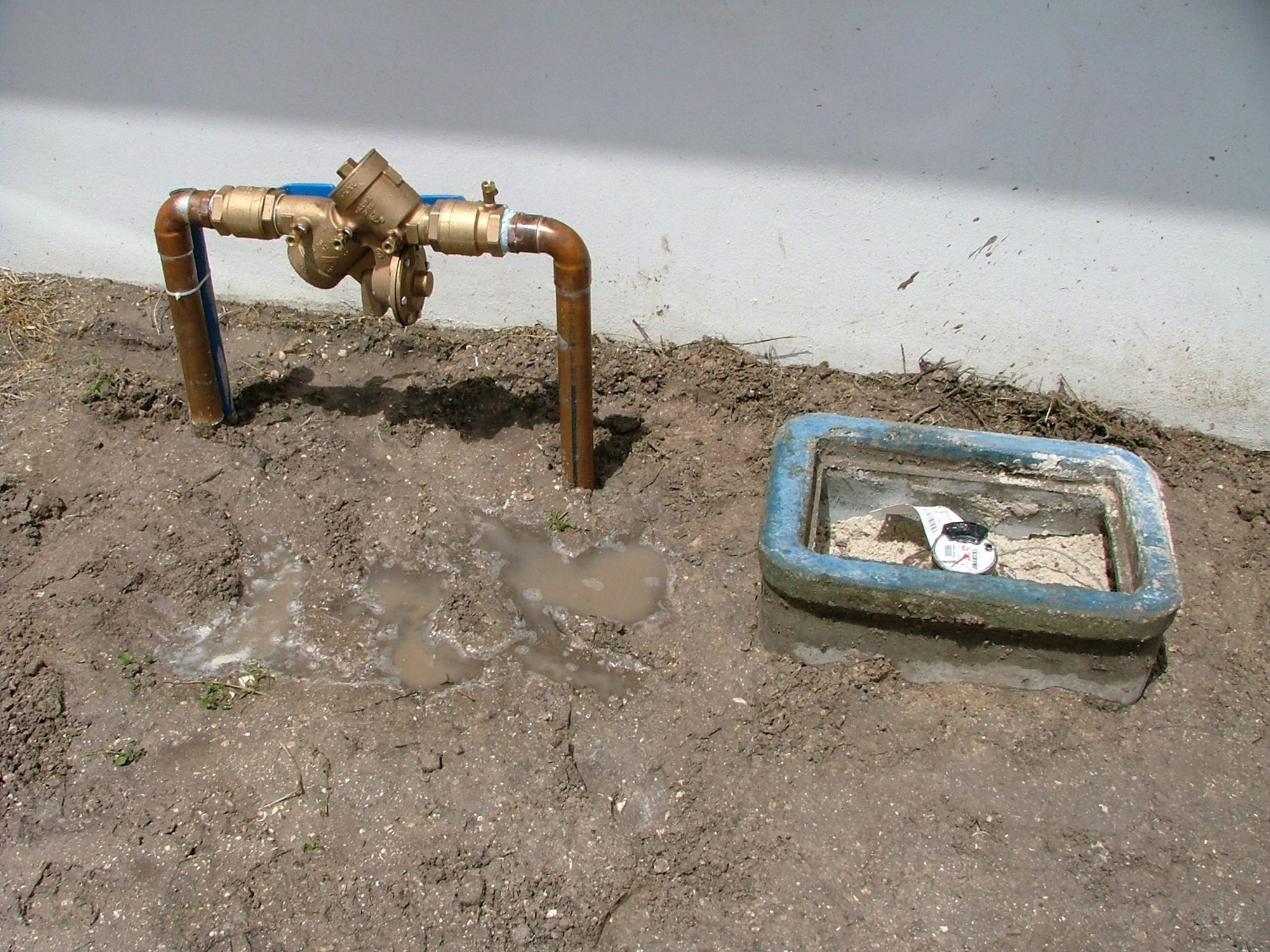 Backflow prevention device