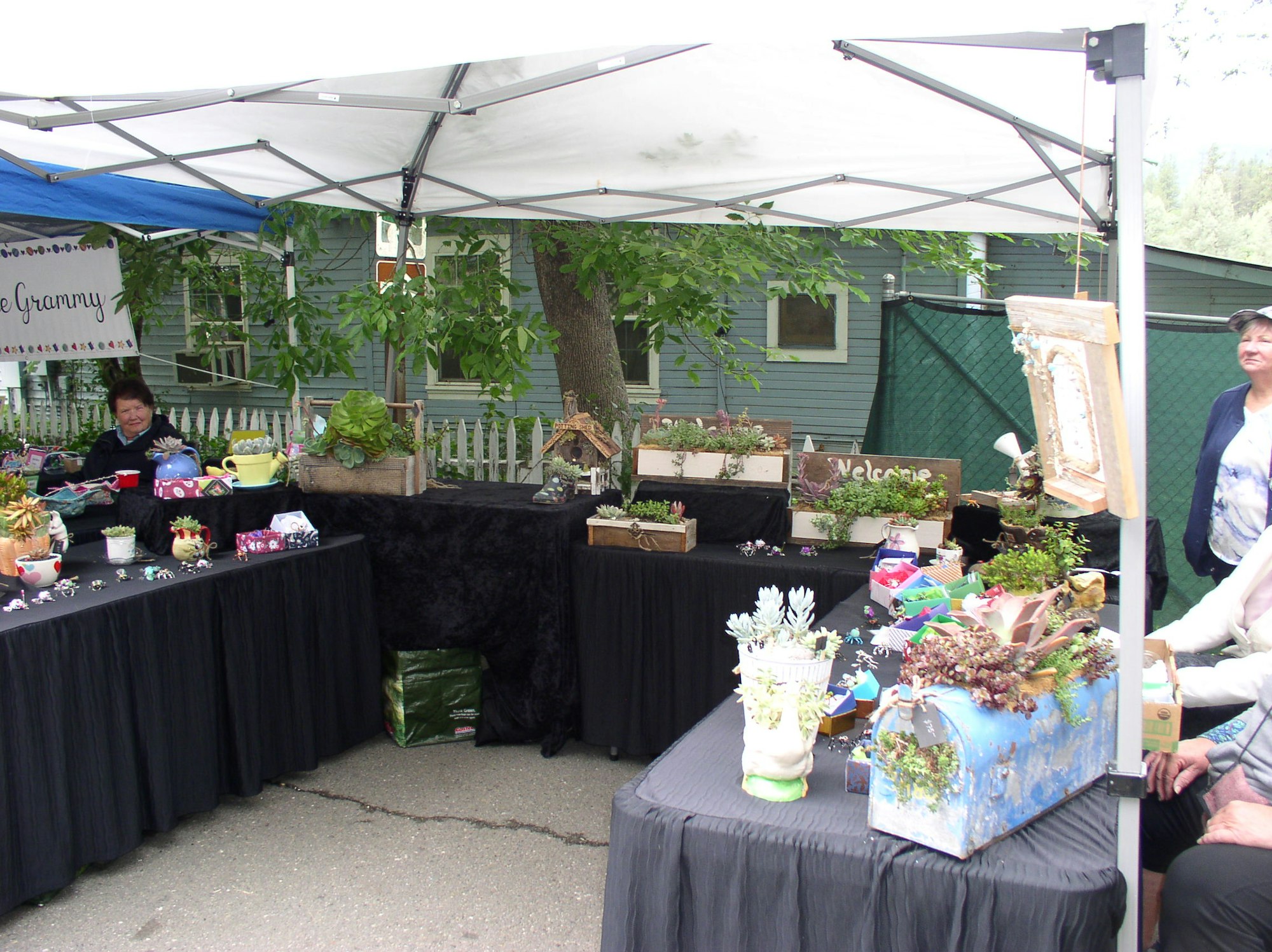 May contain: person, human, and kiosk