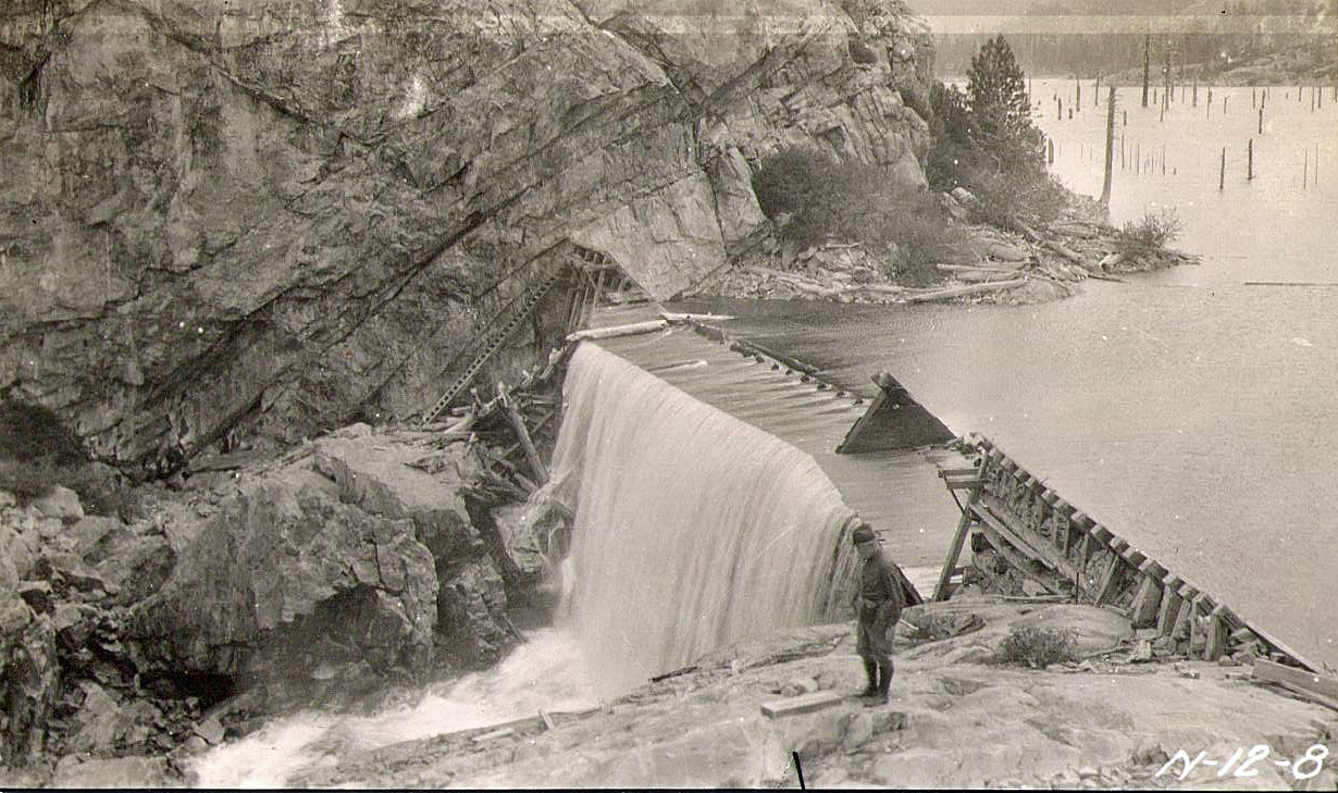 Tibbets Old South Bowman Arch