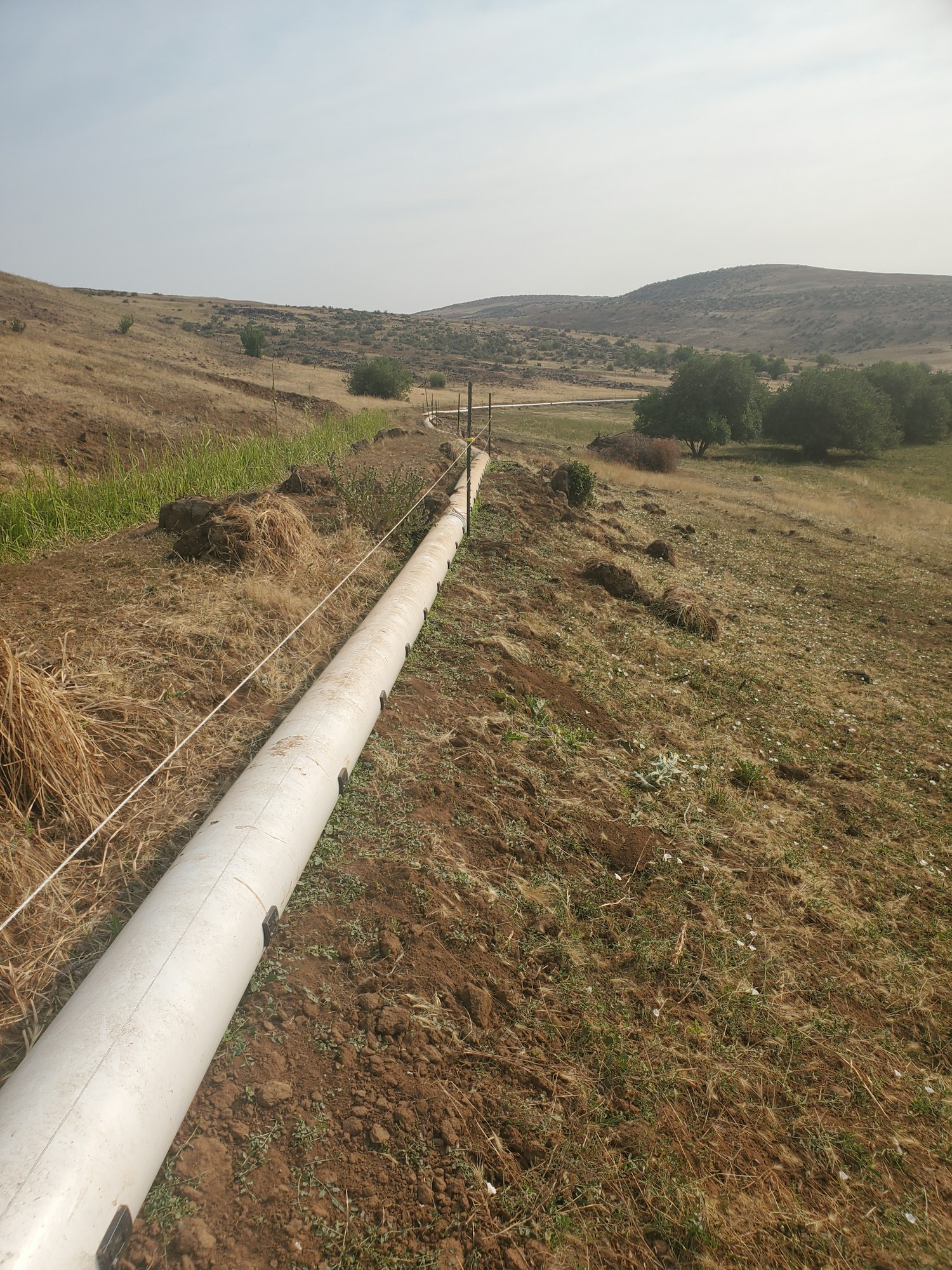 May contain: pipeline
