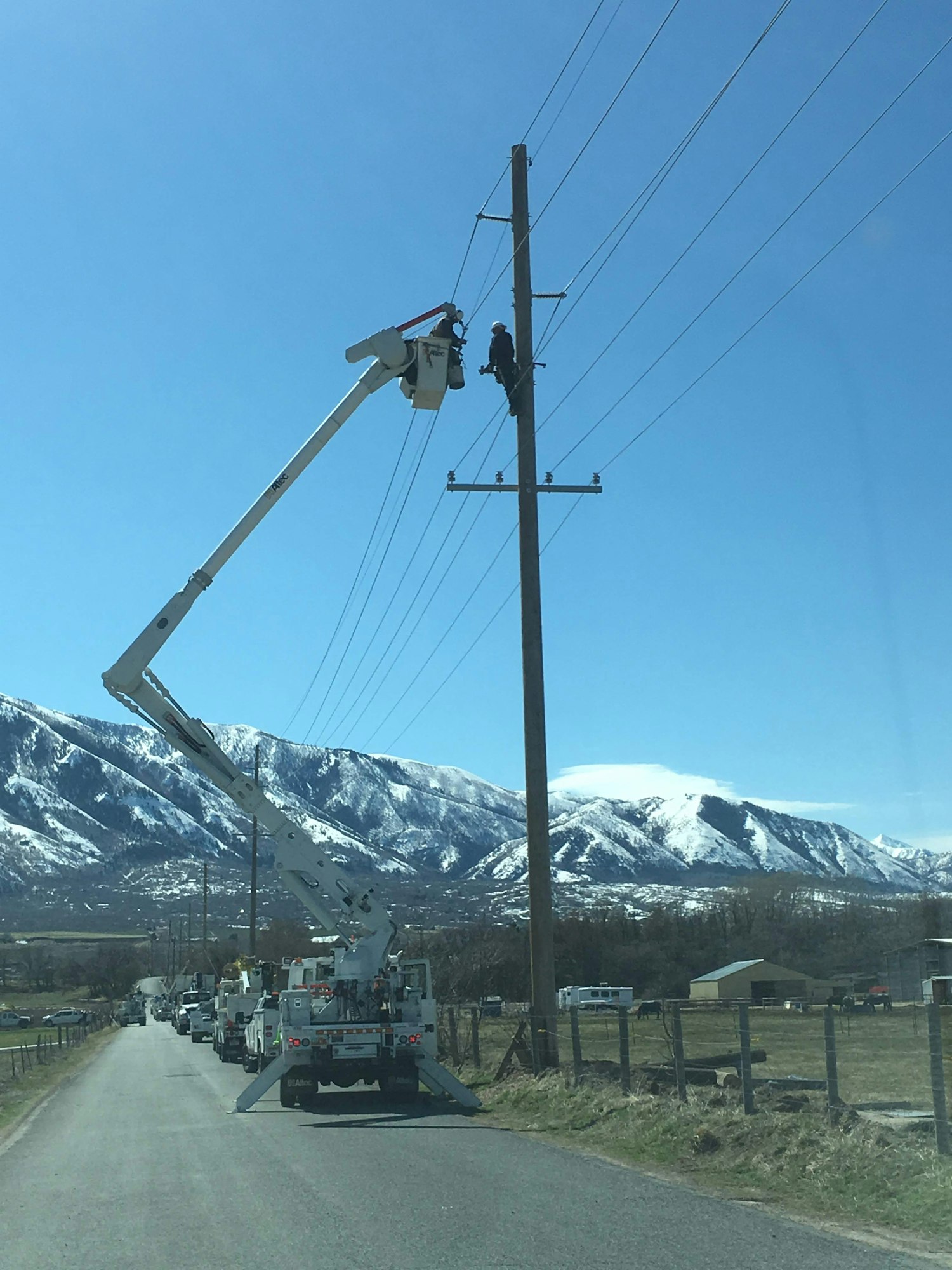 May contain: utility pole and cable