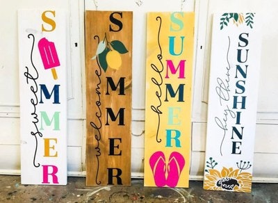 Four decorative signs with summer-themed words and illustrations (popsicle, lemon, flip-flops, sunflower) in various colors.