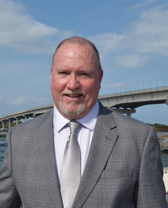 May contain: tie, formal wear, accessories, suit, clothing, necktie, person, man, adult, male, blazer, jacket, coat, face, and head