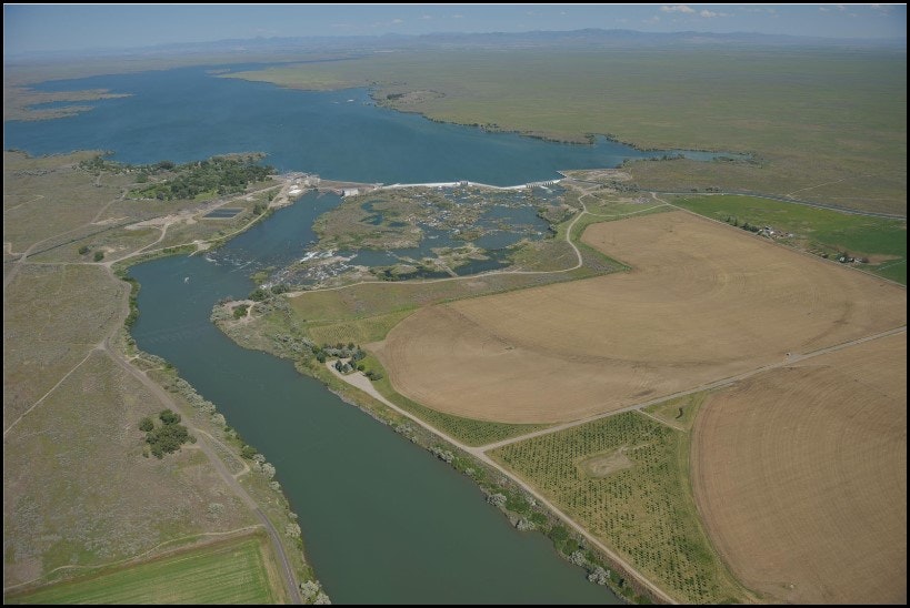 May contain: outdoors, nature, water, lake, aerial view, land, sea, and river