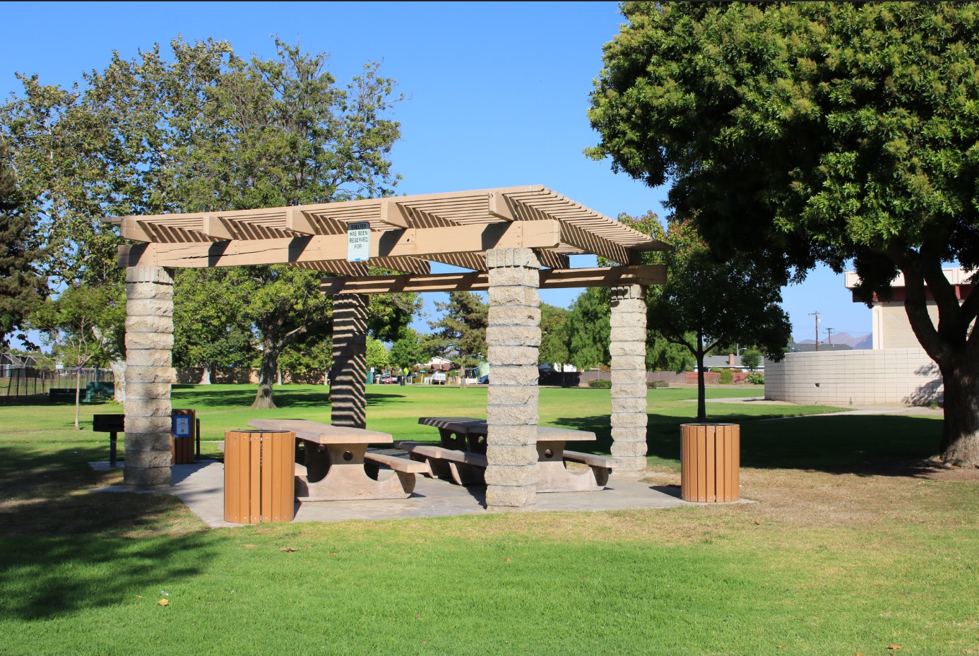 Community Center Park - picnic shelter