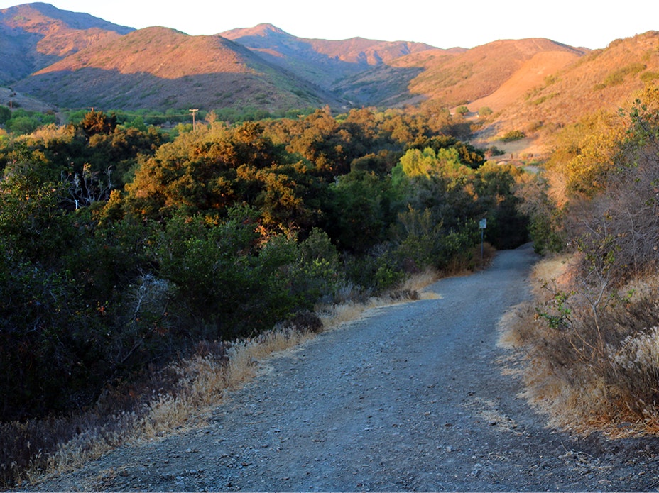 Hiking trail at Camarillo Grove Park