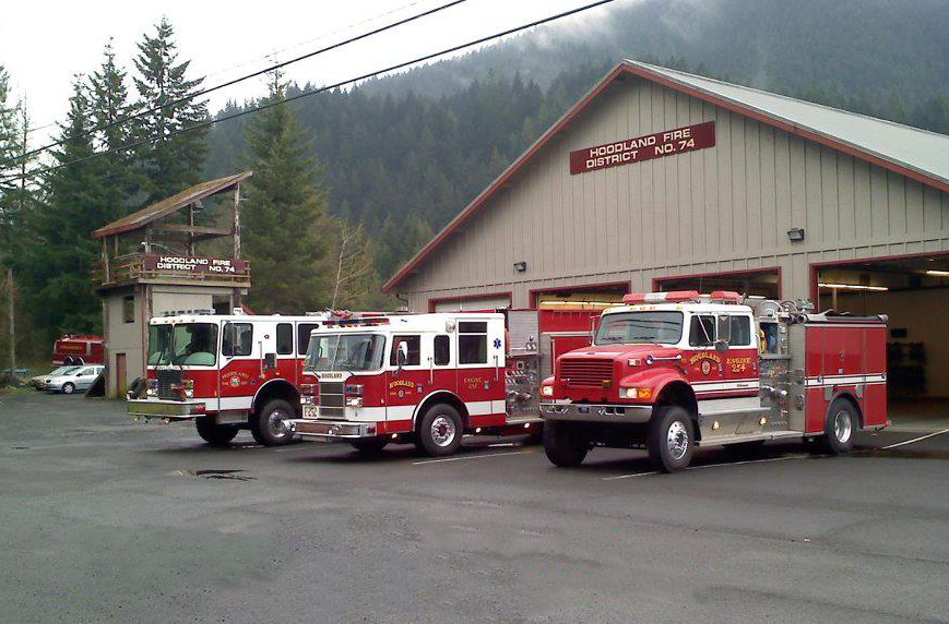 Contains: Photo of Engine 354, Engine 352, and Engine 353.