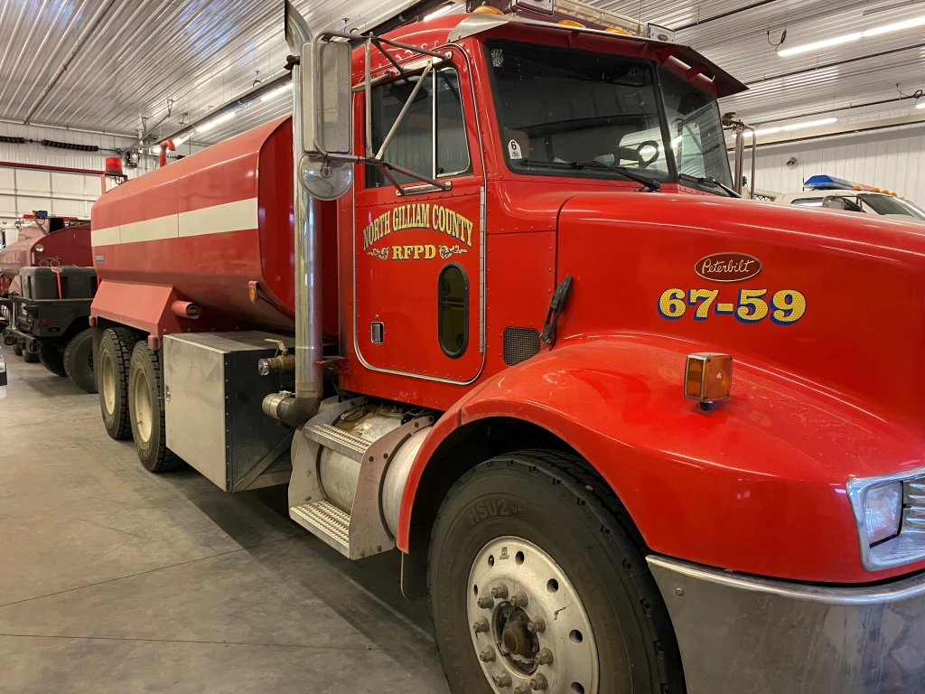 Photo of a emergency response vehicle: truck