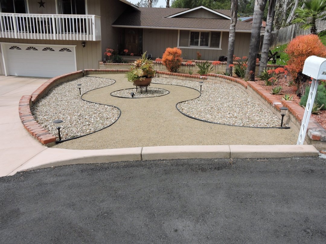 2018 Landscape contest winning front yard. Rock hardscape and drought toleratn plants.