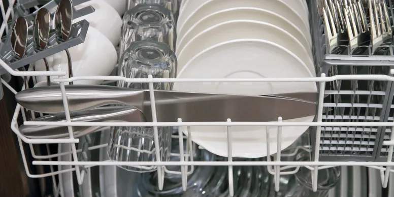 May contain: appliance and dishwasher