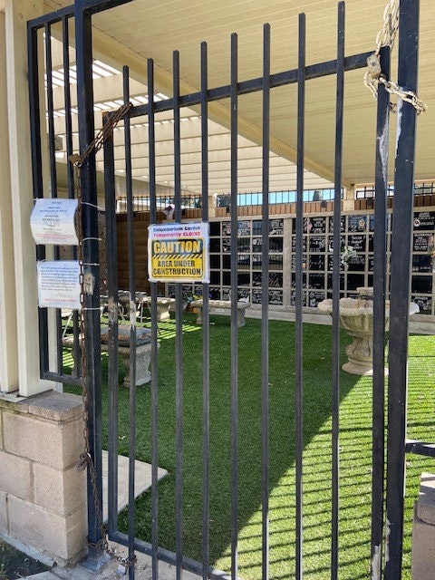 May contain: gate