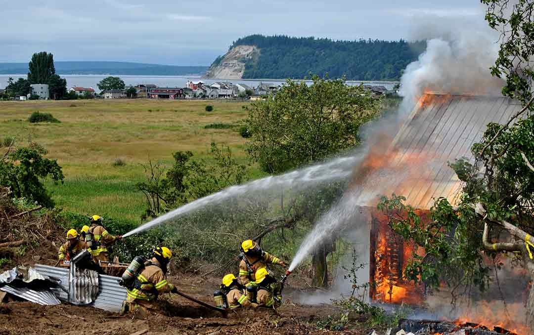 May contain: person, human, and fireman