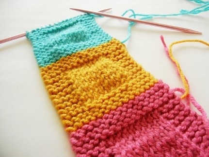 May contain: knitting