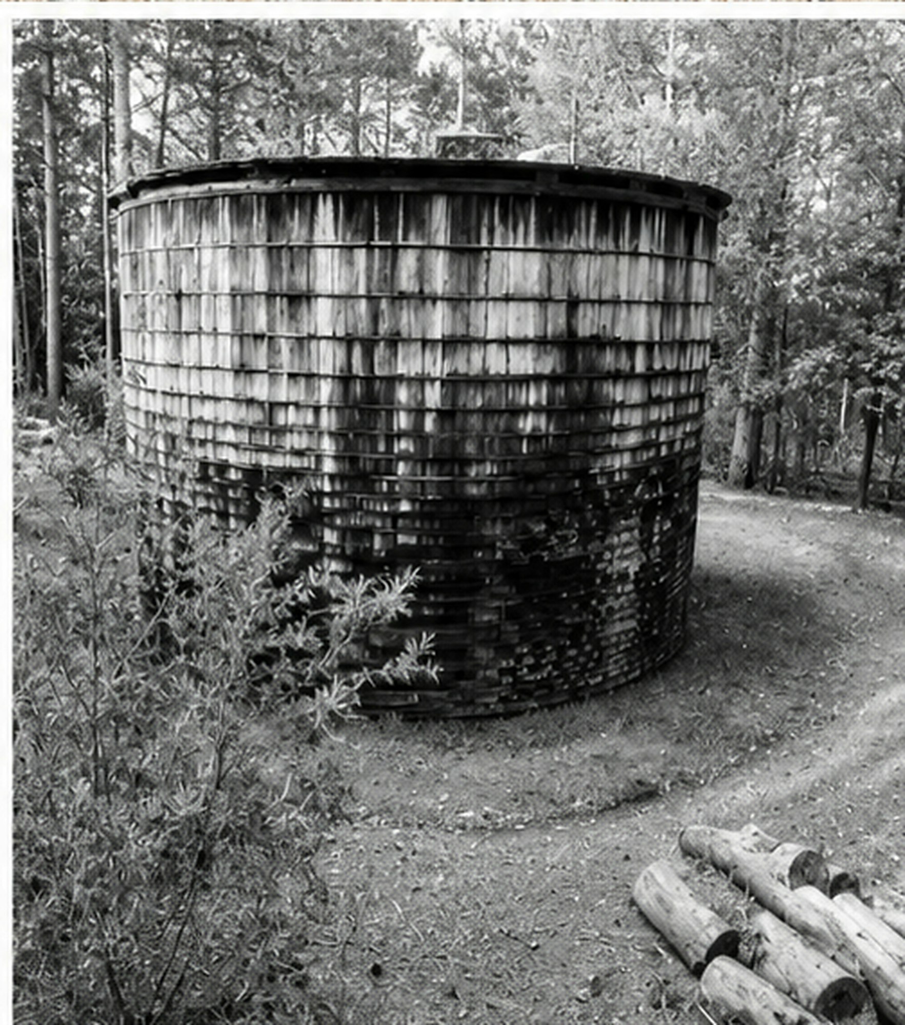 The original redwood Challenge tank.