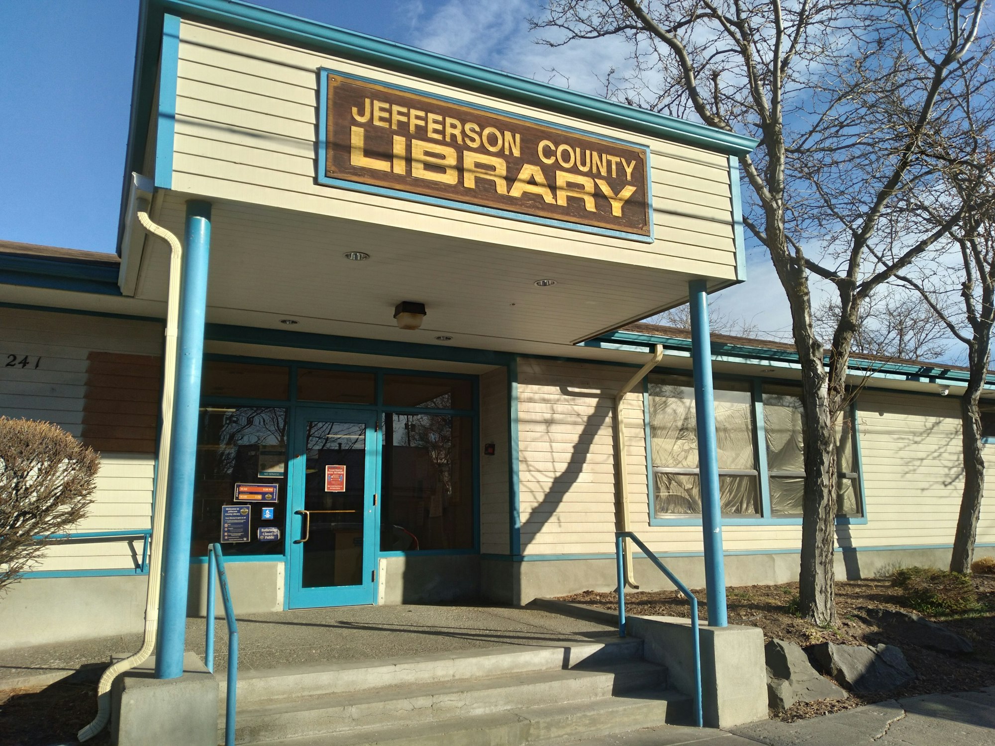 2019 Library front entrance