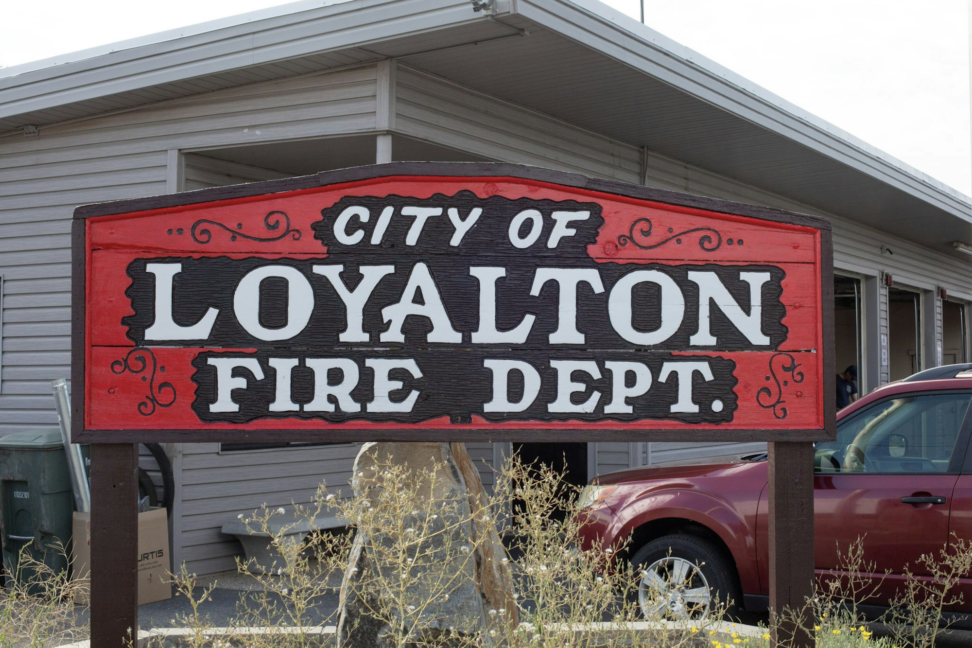 Sign in front of Loyalton Fire Dept.