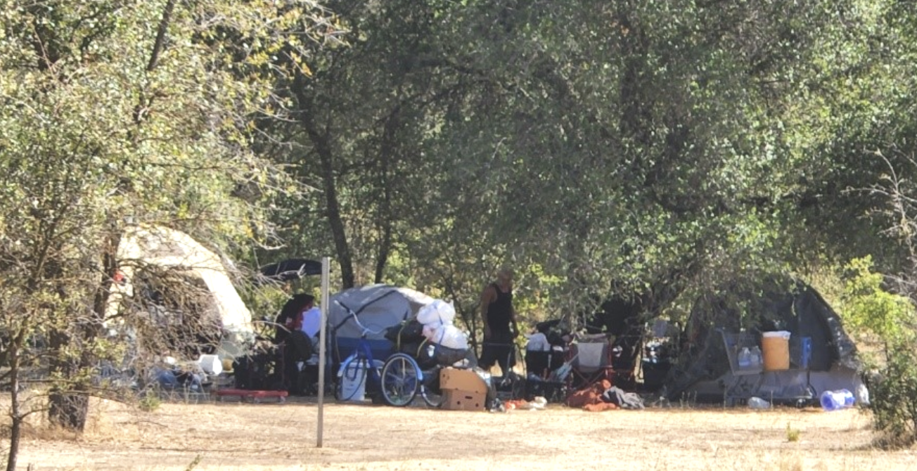 Photo of Auburn Blvd homeless campsite