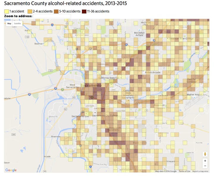 Map showing alcohol-related accidents in Sacramento County (2013-2015) with varying accident densities indicated by color coding.