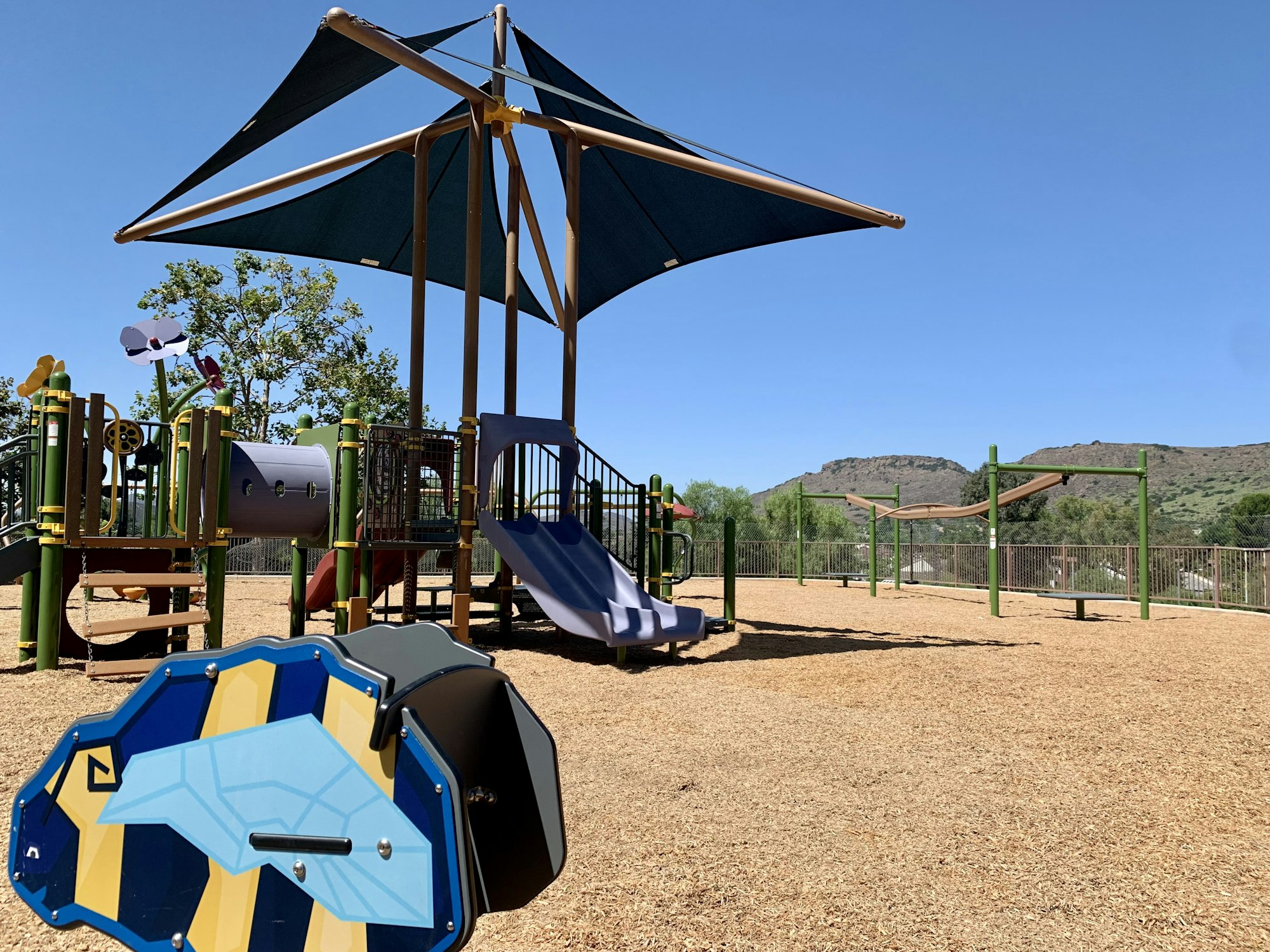 May contain: outdoor play area, outdoors, and play area