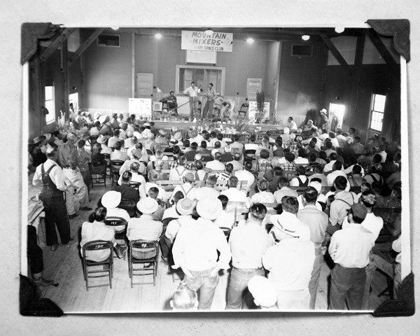 Photo of people gathered in a hall: November 20, 2012 NUID History_039