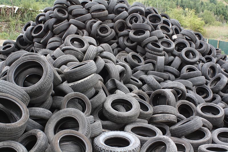 May contain: tire