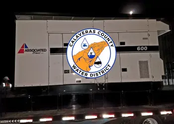 A vehicle with the Calaveras County Water District logo on it.