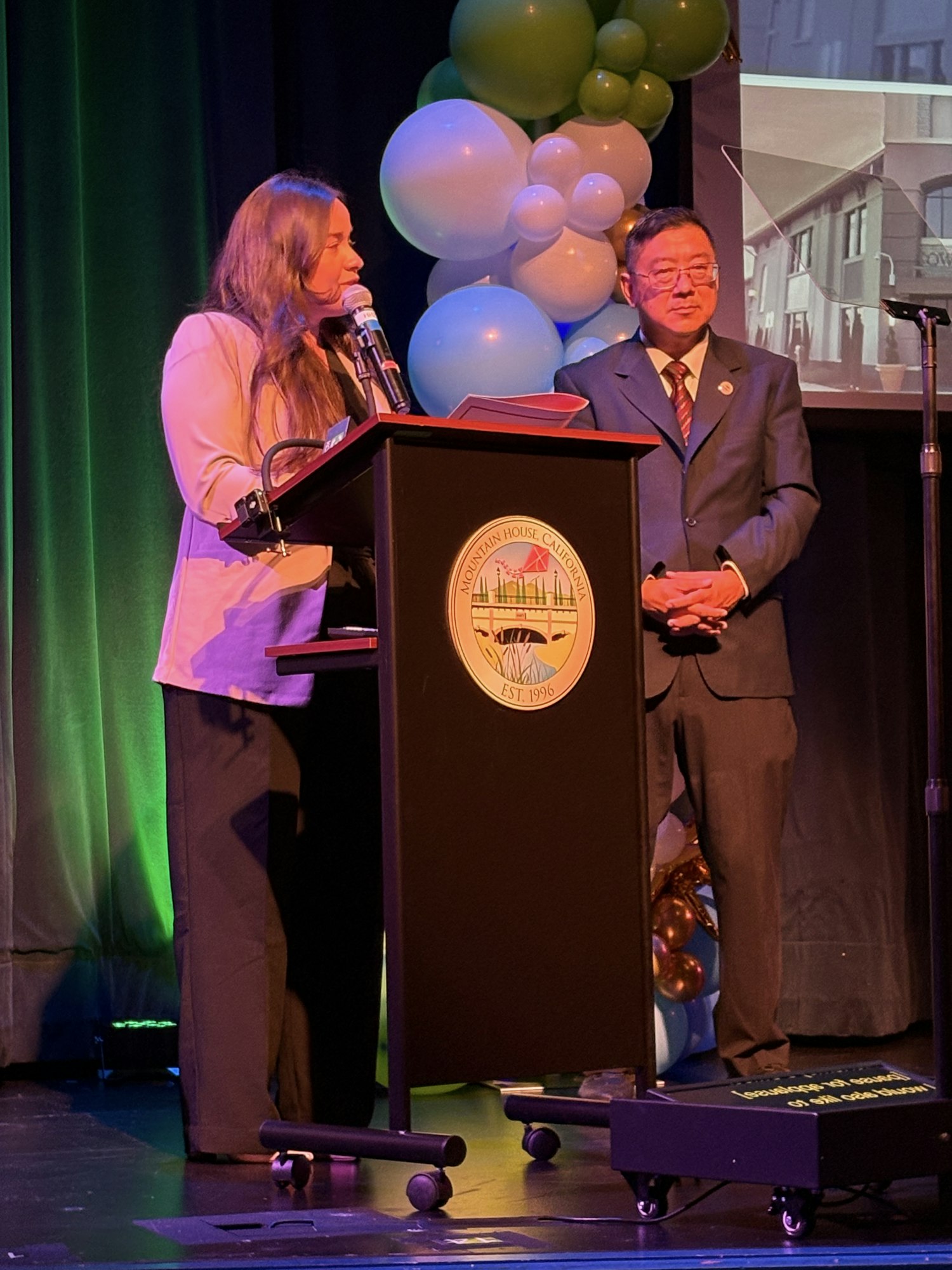Erika Cuevas, from the Office of Senator Jerry McNerney, presented Mayor Su with a proclamation from the State Senate. The Legislature values having cities carry out urban policies. Unincorporated communities are NEVER recognized this way.