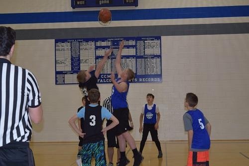 children playing basketball