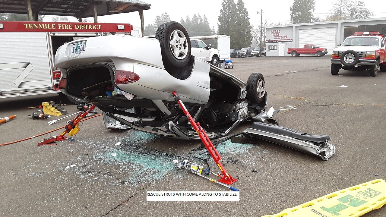 May contain: wheel, machine, tire, spoke, alloy wheel, car, transportation, vehicle, and automobile