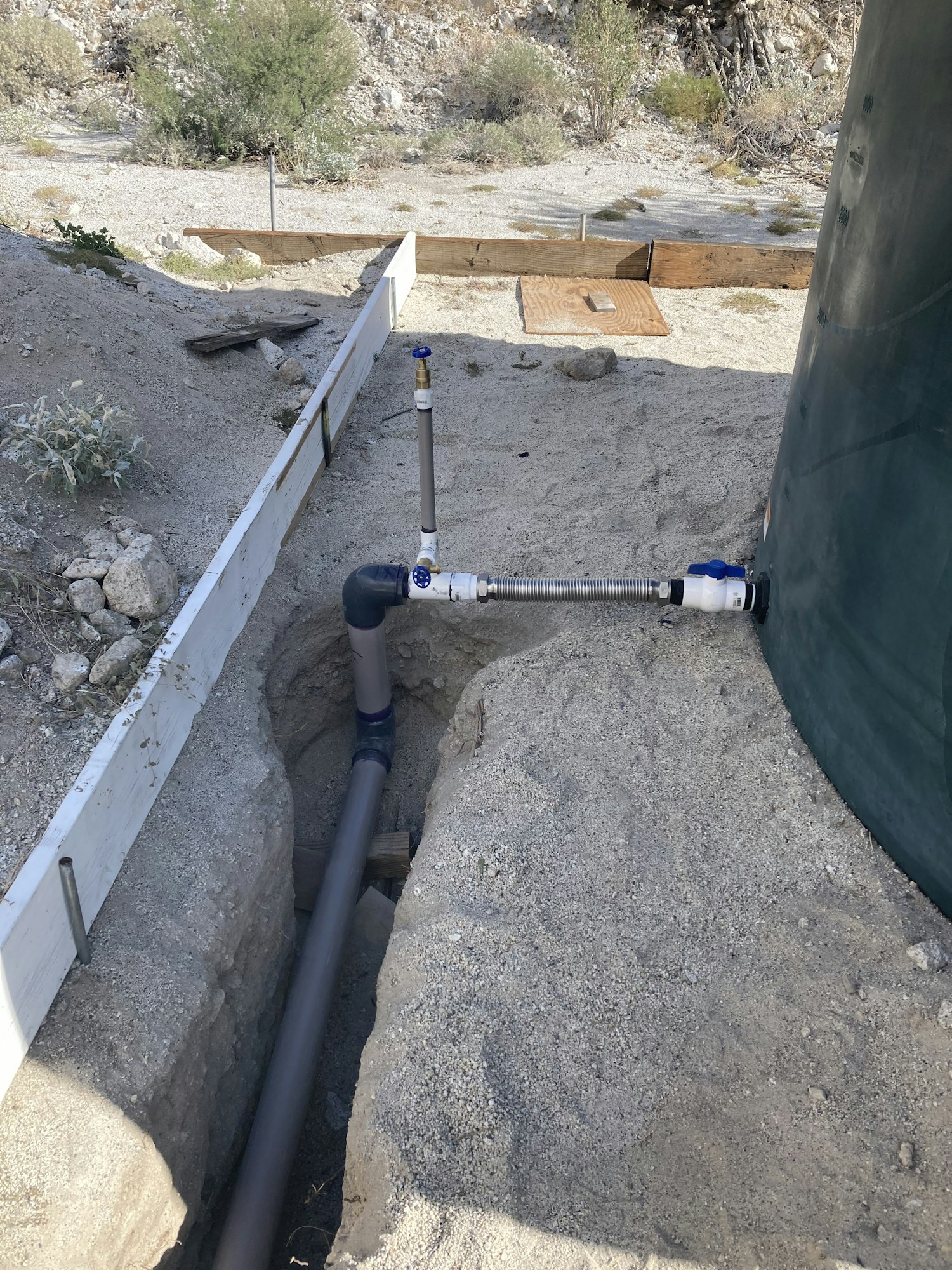 Plumbing to tank