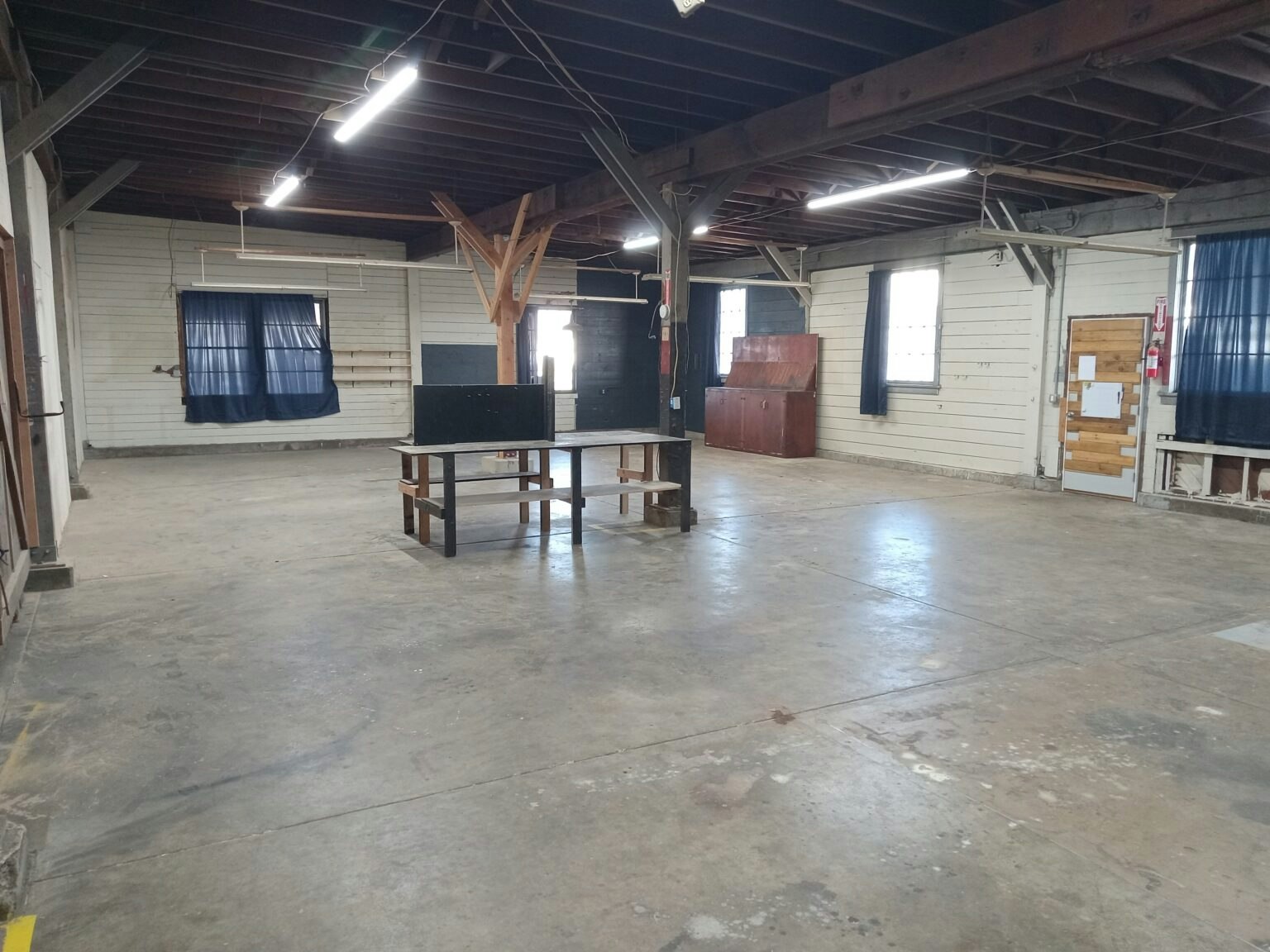 May contain: floor, indoors, basement, and room