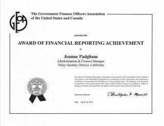 Certificate awarded to Joanne Padgham for financial reporting achievement by the Government Finance Officers Association, dated April 18, 2016.