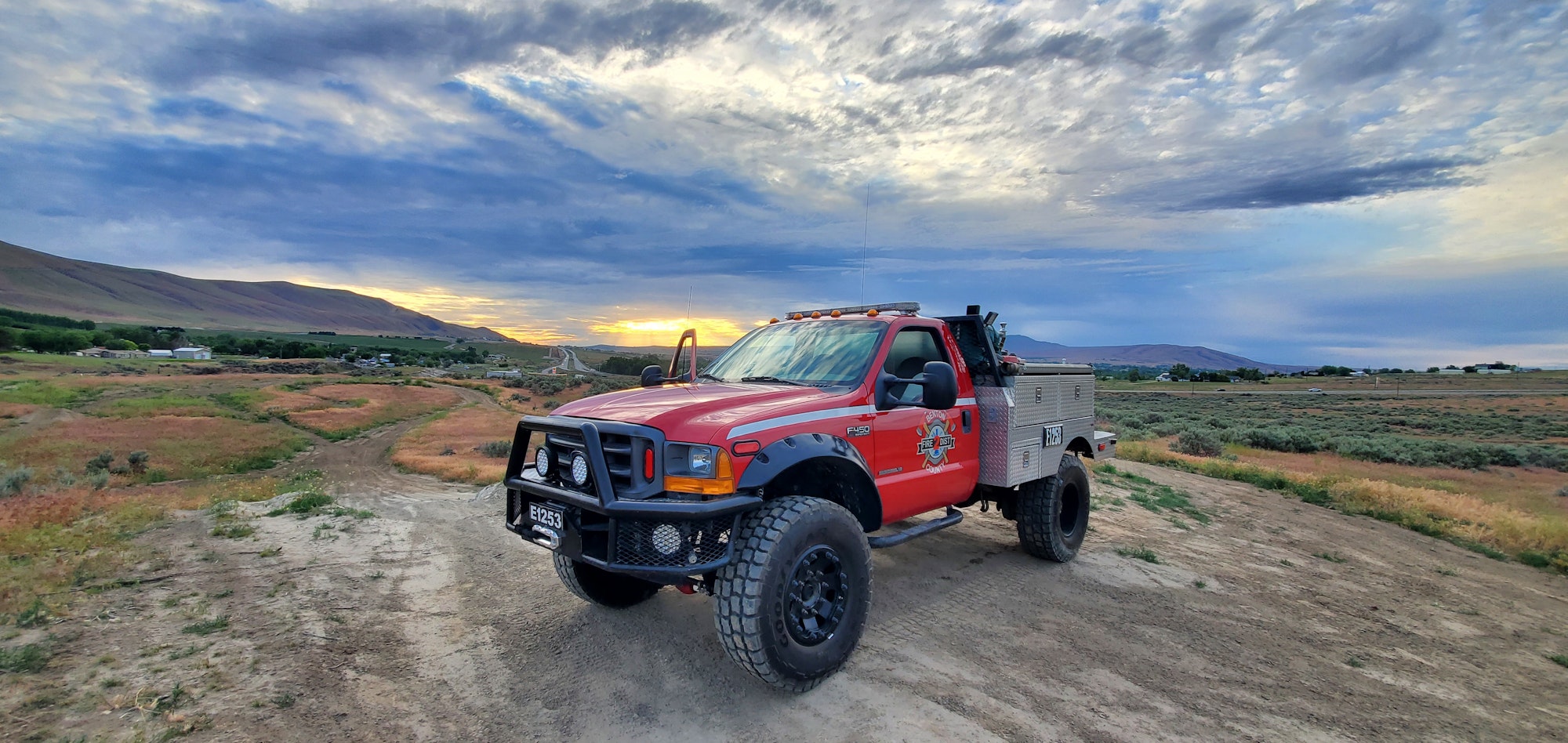 E1253