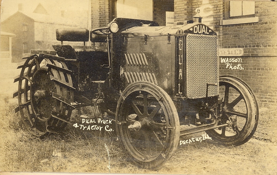 May contain: machine and wheel