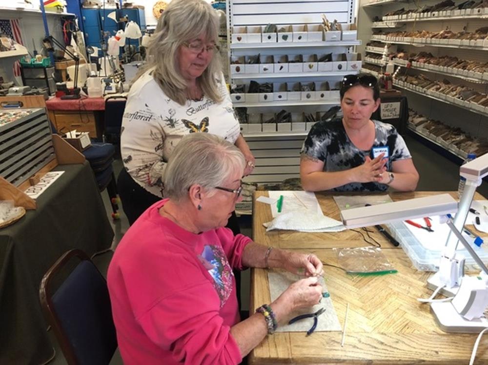 Wire Wrapping Class with Diane Quinn at Mining Supplies and Rock Shop