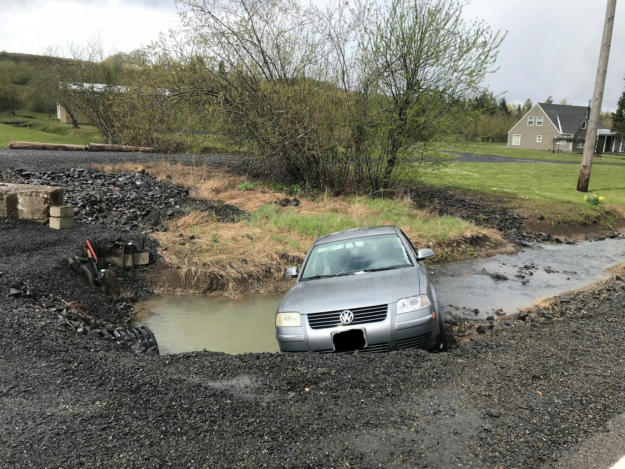 May contain: gravel, dirt road, road, car, transportation, vehicle, automobile, and offroad