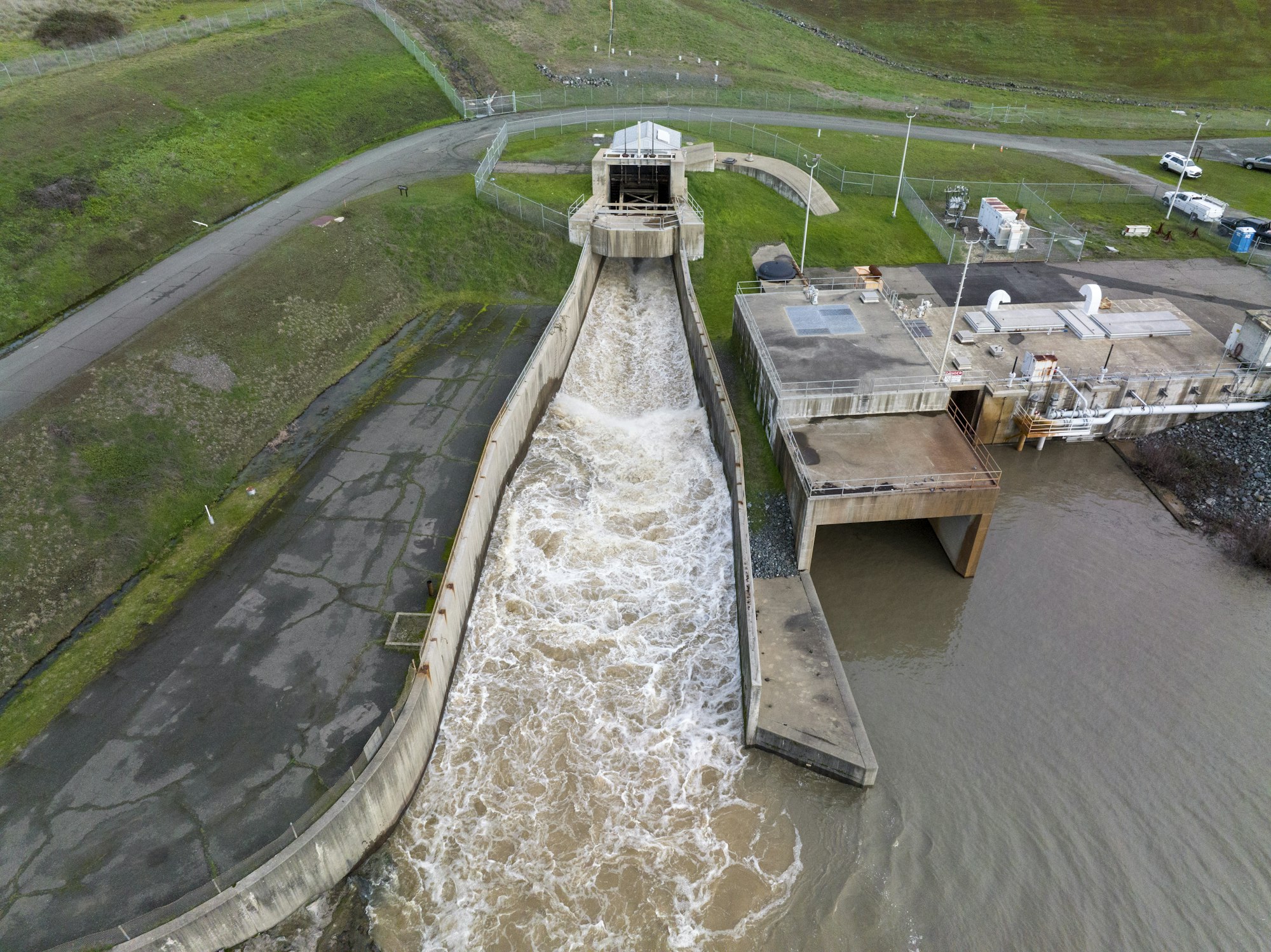 Coyote Valley Dam flood release, Jan 16, 2023, by Kenneth James (DWR)