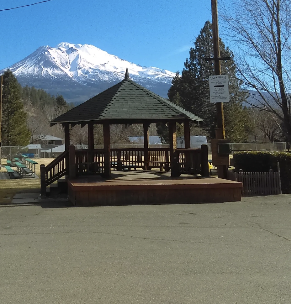 May contain: gazebo