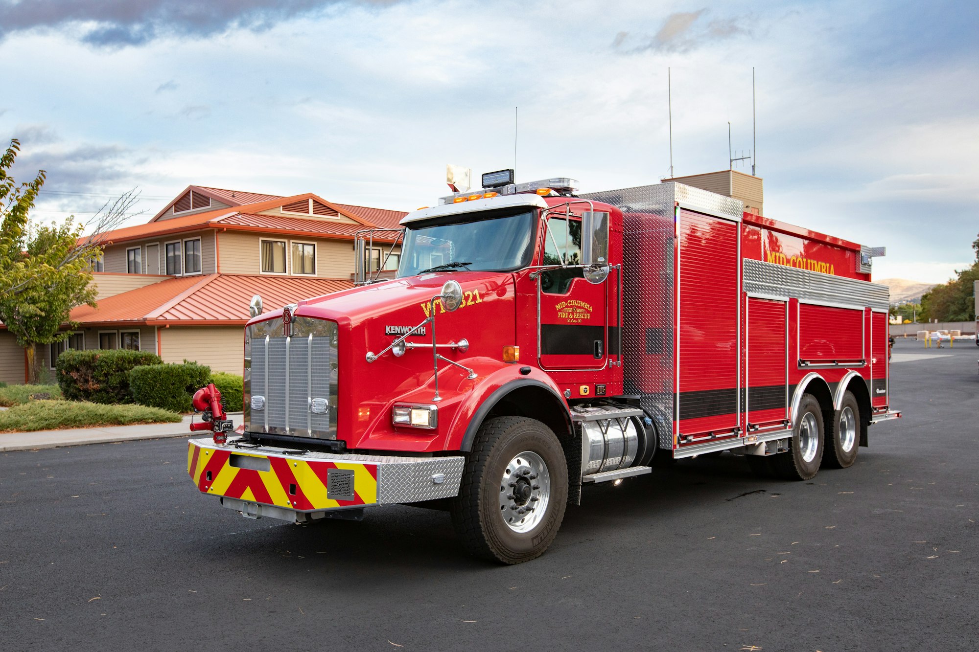 May contain: fire truck, vehicle, transportation, and truck