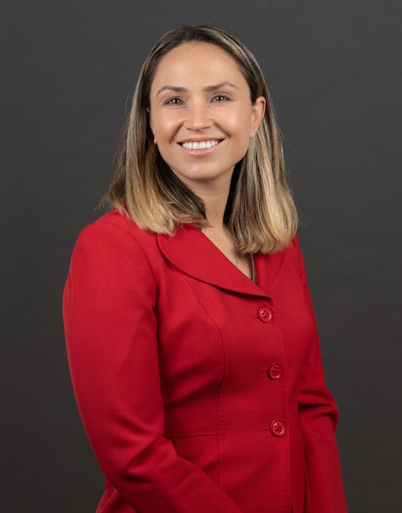 Rachel Farac Headshot