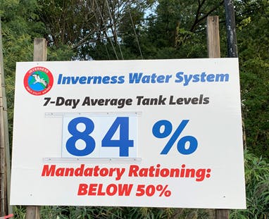 Water Tank Level Sign showing 7 day average