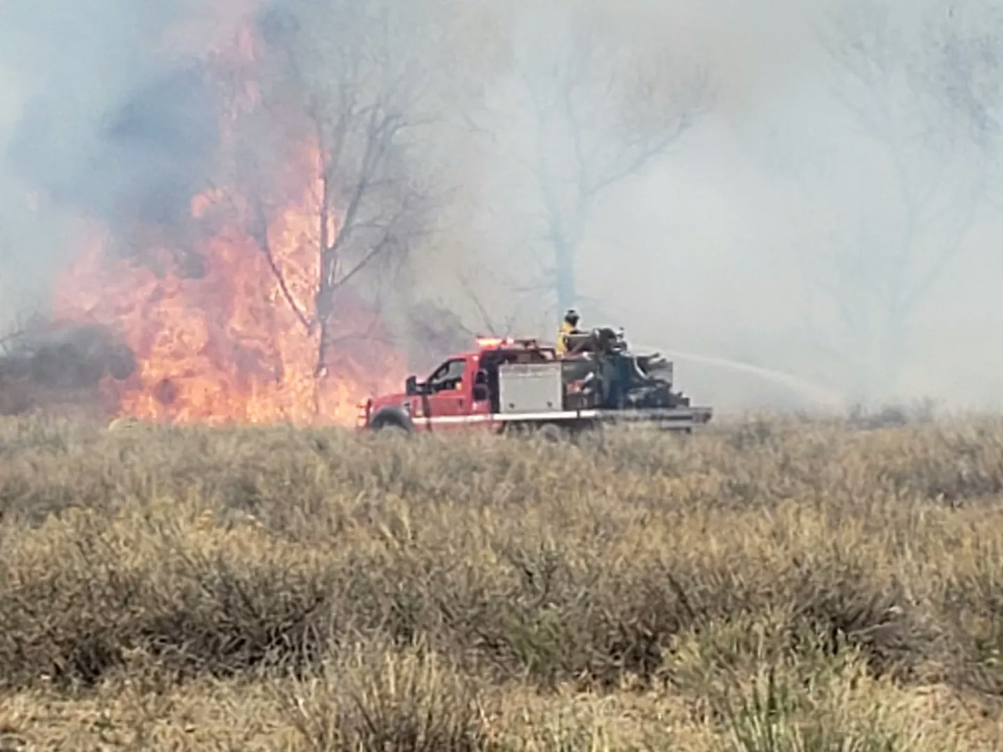 brush fire, truck