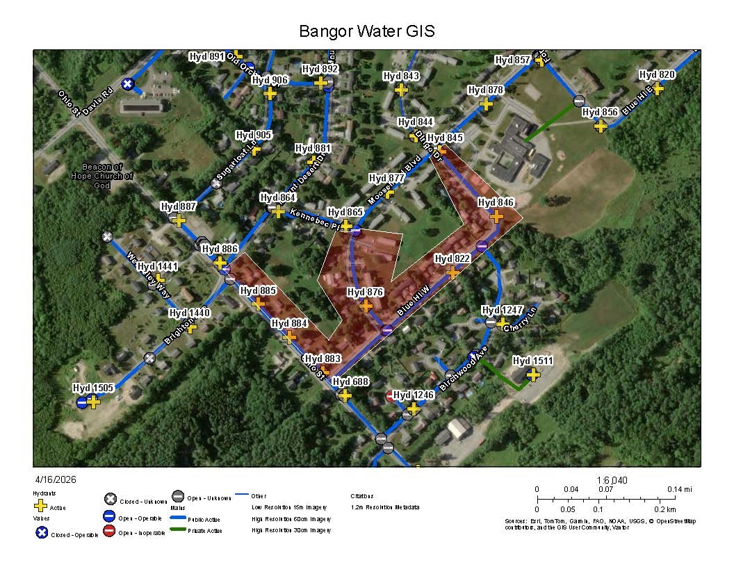 Map of Bangor's water infrastructure, showing hydrants, roads, and water lines with status indicators for each hydrant.