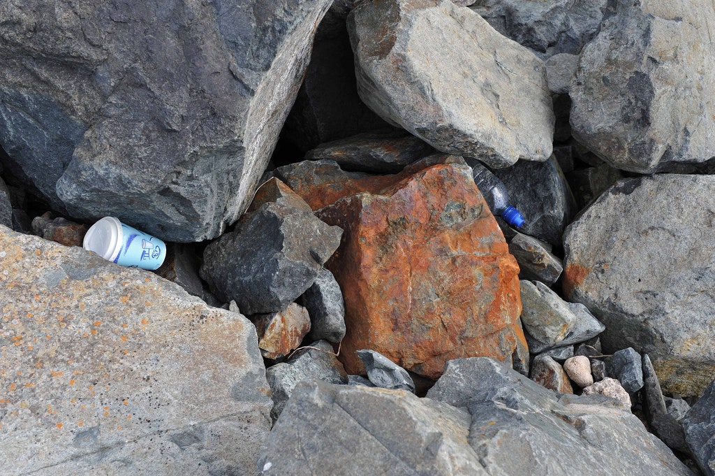 May contain: rubble and slate