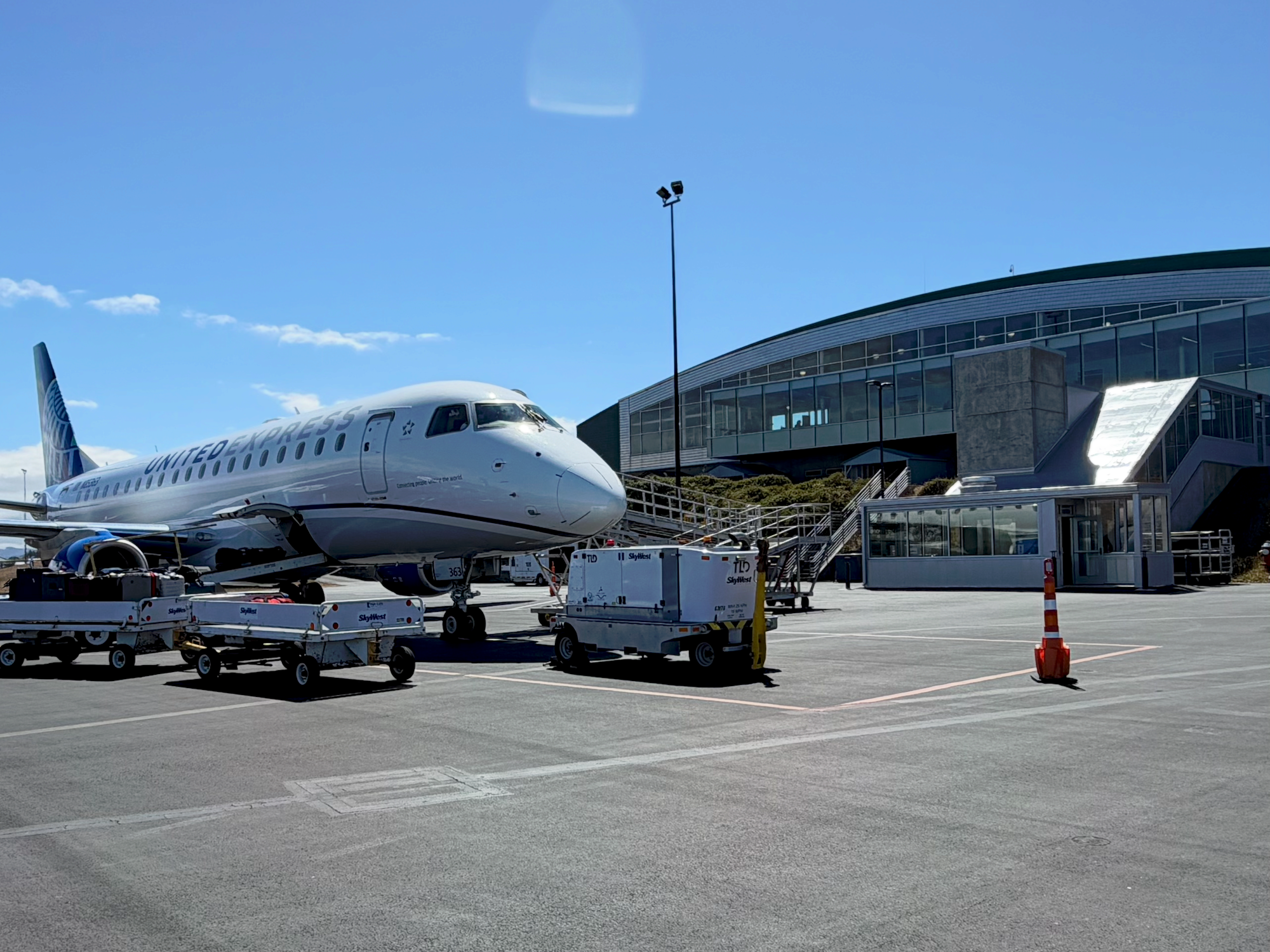 United Express Arrives at the OTH Gate