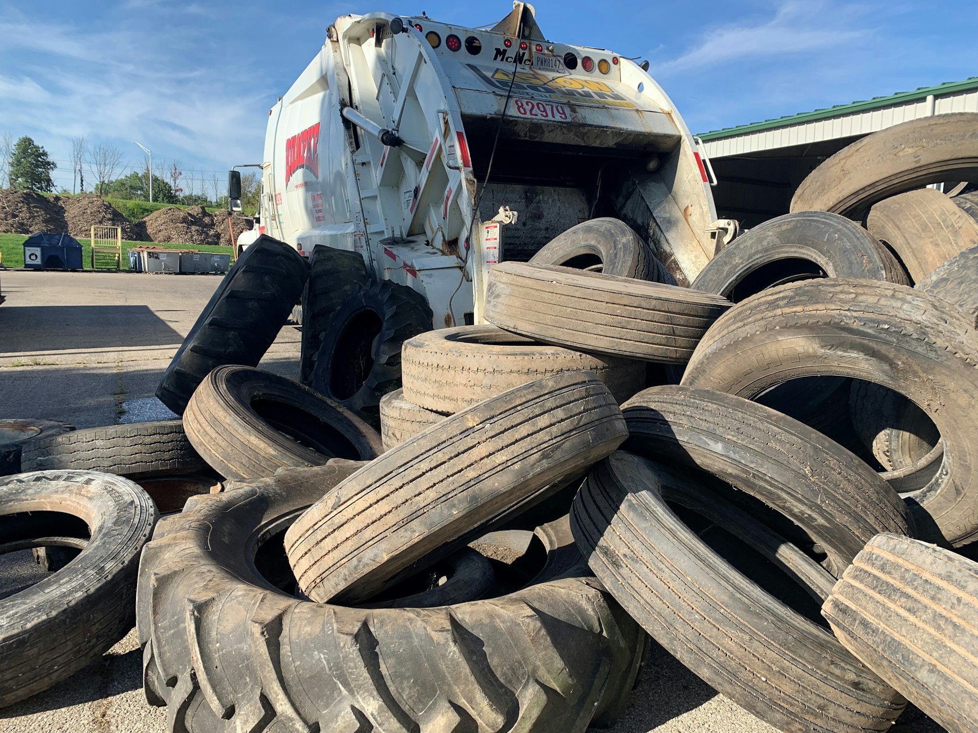 May contain: tire, person, alloy wheel, car, car wheel, machine, spoke, transportation, vehicle, and wheel