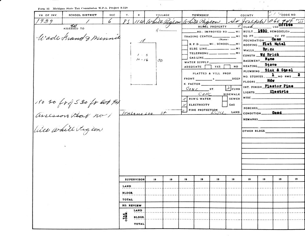 A property record from 1939, Wade & Minnie White, St. Joseph County, with details of construction, utilities, and condition.