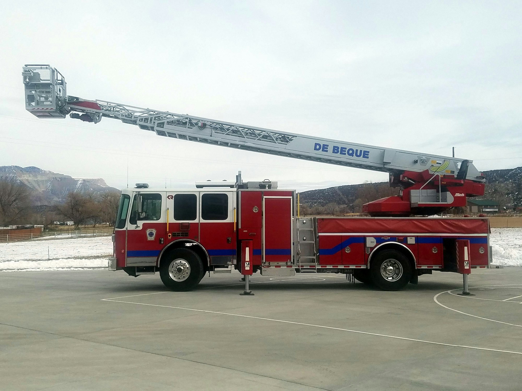 D F P D Ladder Fire Truck