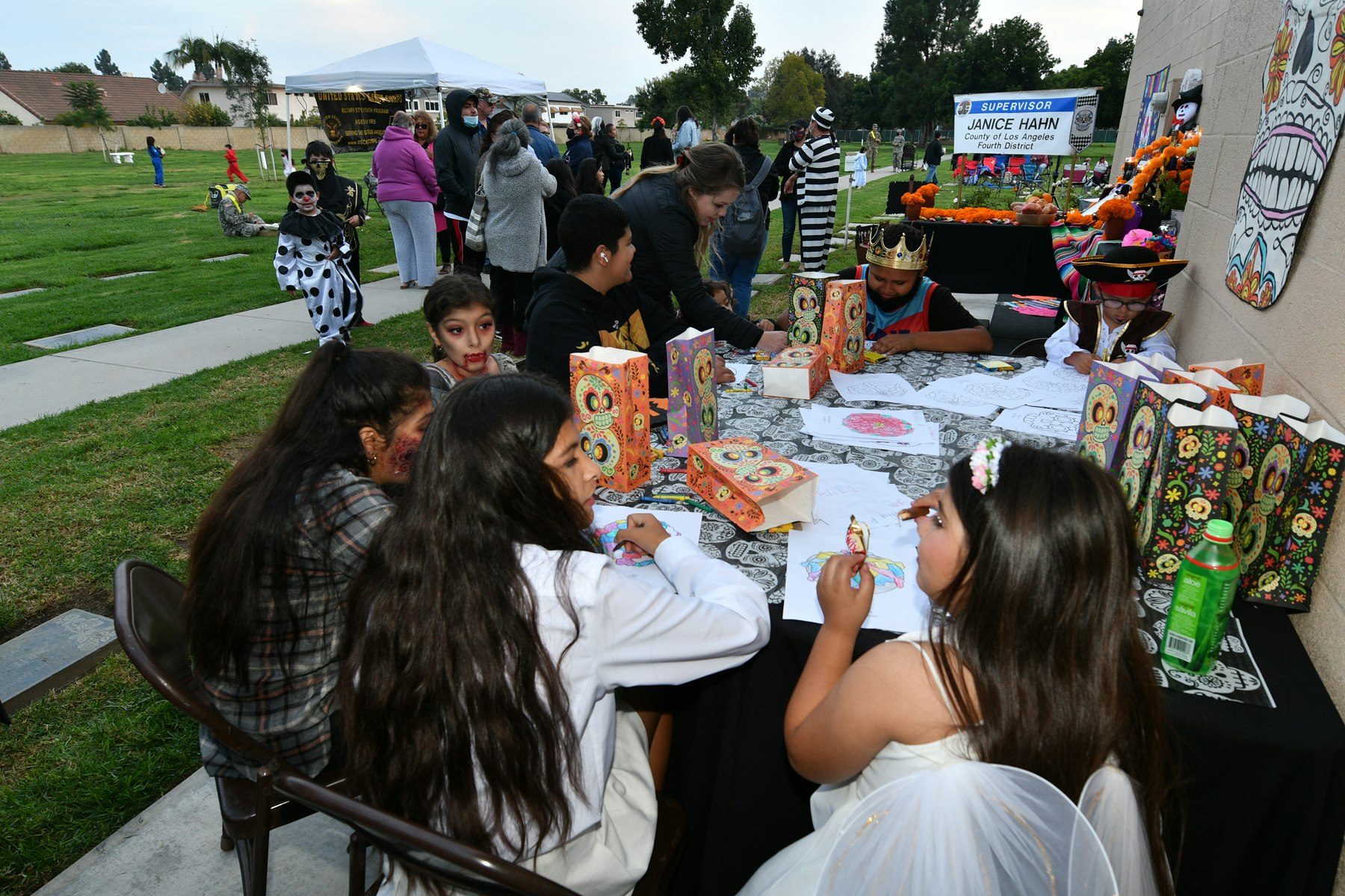 Table with children coloring