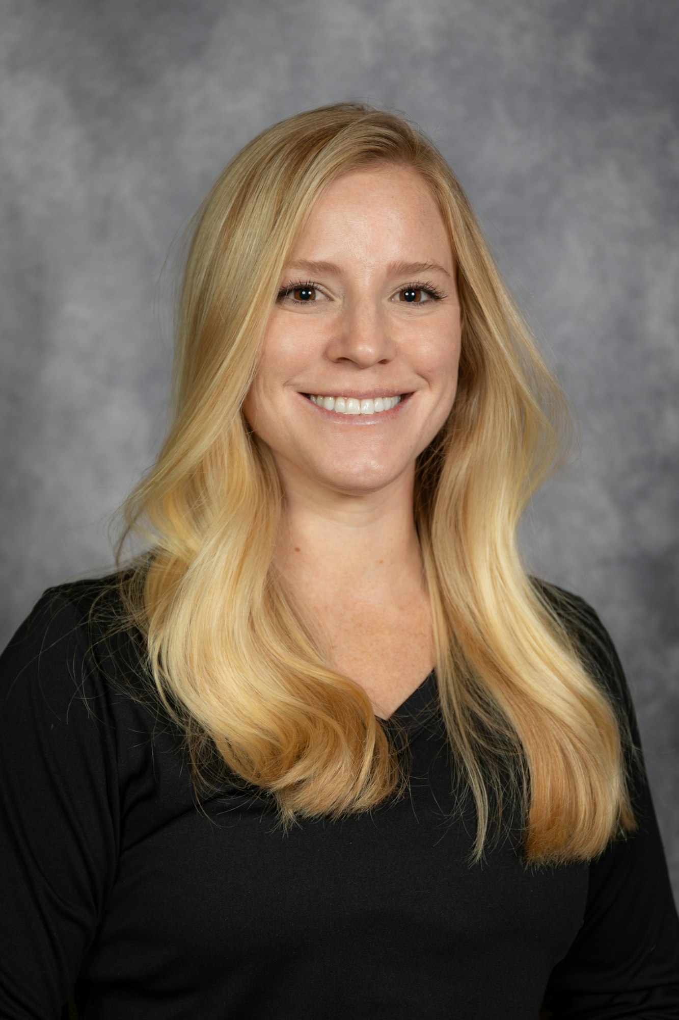 Headshot of Julie Cotter